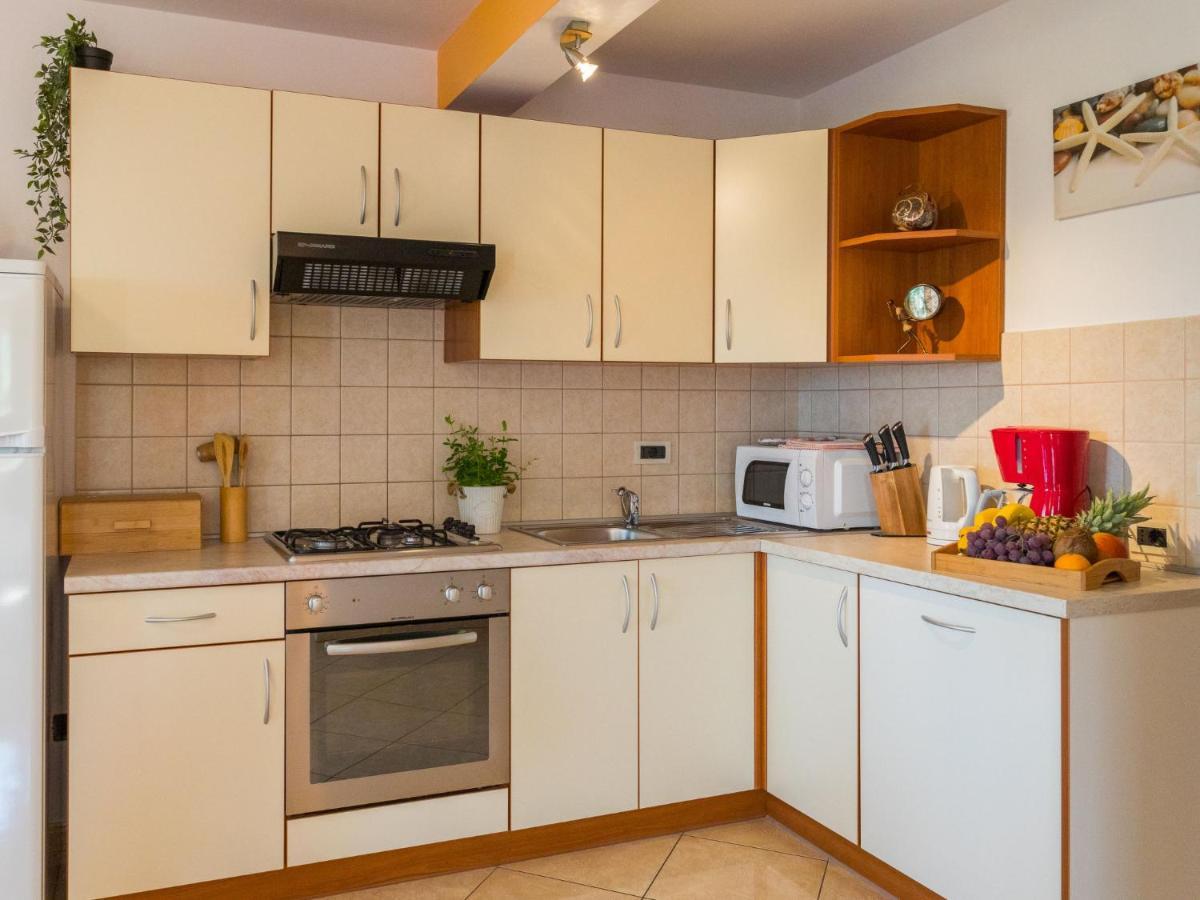Apartment Cancar-1 By Interhome Пореч Екстериор снимка